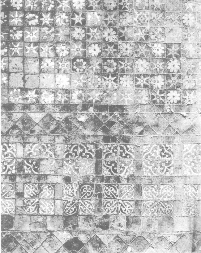 13th Century floor tiles in the Cathedral Retrochoir