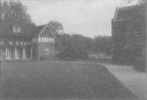 Pilgrim's School's successful planning application to enclose this space