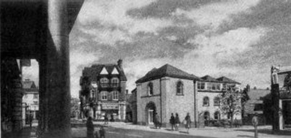 De Lunn Building